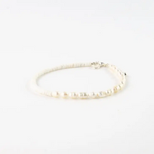 Load image into Gallery viewer, Flores Puka & Anklet Ankle Bracelet