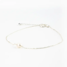 Load image into Gallery viewer, Asri Hammered Wave Anklet