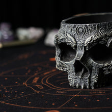 Load image into Gallery viewer, Tarot Cloth for spread Black & Gold-7