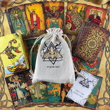 Load image into Gallery viewer, The Rider Waite Borderless Vintage Eco Linen Cardboard-3