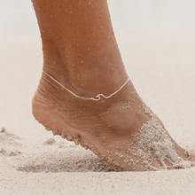 Load image into Gallery viewer, Asri Hammered Wave Anklet
