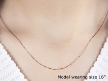 Load image into Gallery viewer, 14k Rose Gold Classic Box Chain 0.45mm
