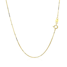 Load image into Gallery viewer, 10k Yellow Gold Classic Box Chain 0.6mm
