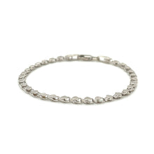 Load image into Gallery viewer, 2.9mm 14k White Gold Heart Bracelet
