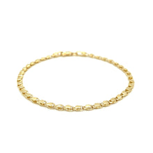 Load image into Gallery viewer, 2.9mm 14k Yellow Gold Heart Bracelet
