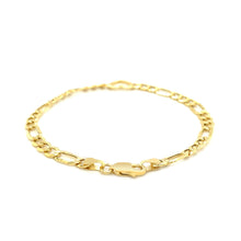 Load image into Gallery viewer, 14k Yellow Gold 7 inch Figaro Chain Bracelet with Heart
