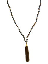 Load image into Gallery viewer, Safety Mala- Agate
