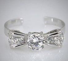 Load image into Gallery viewer, 925 Sterling Silver Bow Tie Toe Ring - TRV001
