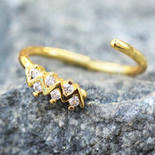 Load image into Gallery viewer, Gold Jeweled Zig-Zag Cartilage Earring / Nose Hoop Ring
