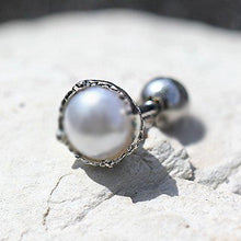 Load image into Gallery viewer, 316L Stainless Steel Crown Pearl Cartilage Earring
