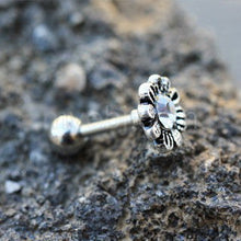 Load image into Gallery viewer, 316L Stainless Steel Avant Garde Daily Flower Cartilage Earring
