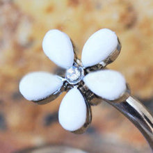 Load image into Gallery viewer, 316L Stainless Steel White Wild Flower Twist Cartilage
